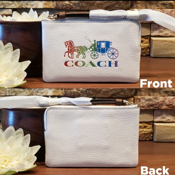 **SALE - 1 left!** NEW Coach Bennett & Wristlet - Picture 15 of 16